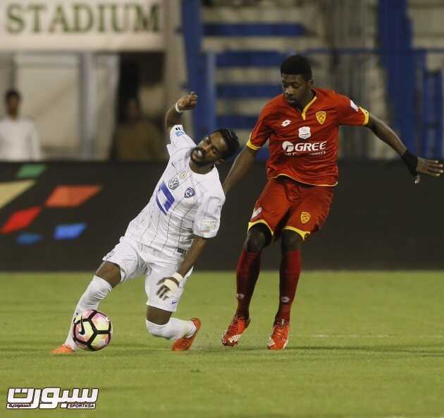 صور من لقاء القادسية الهلال