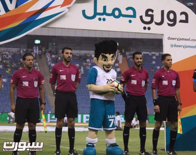 صور من لقاء النصر الخليج