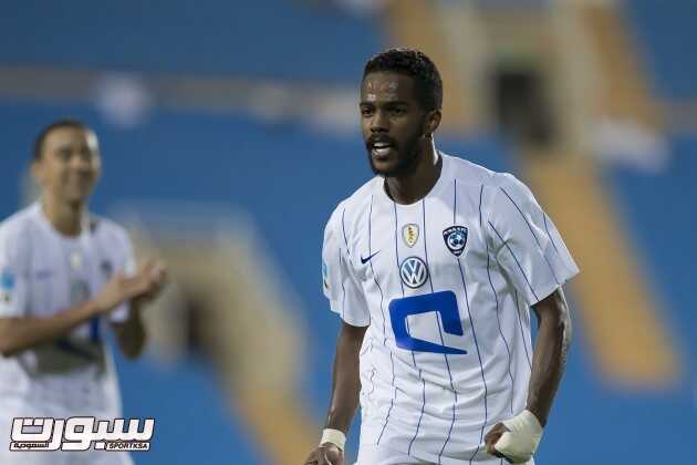 صور من لقاء الرائد الهلال