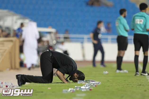 صور من لقاء الرائد الهلال