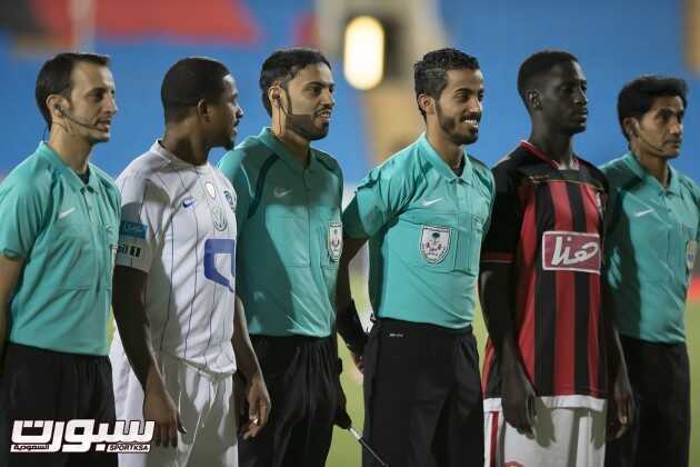 صور من لقاء الرائد الهلال