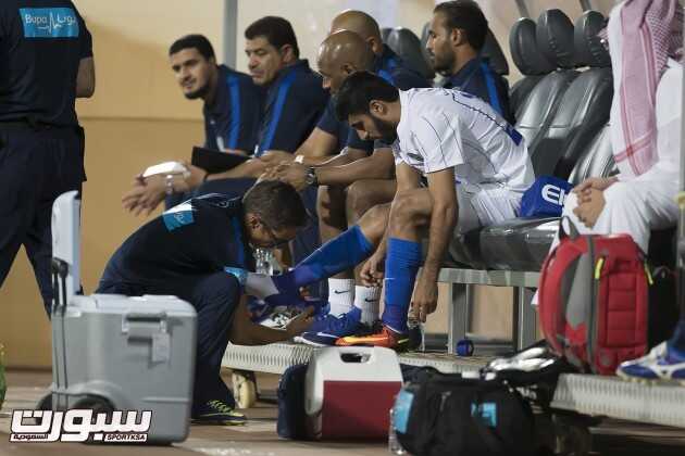 صور من لقاء الرائد الهلال