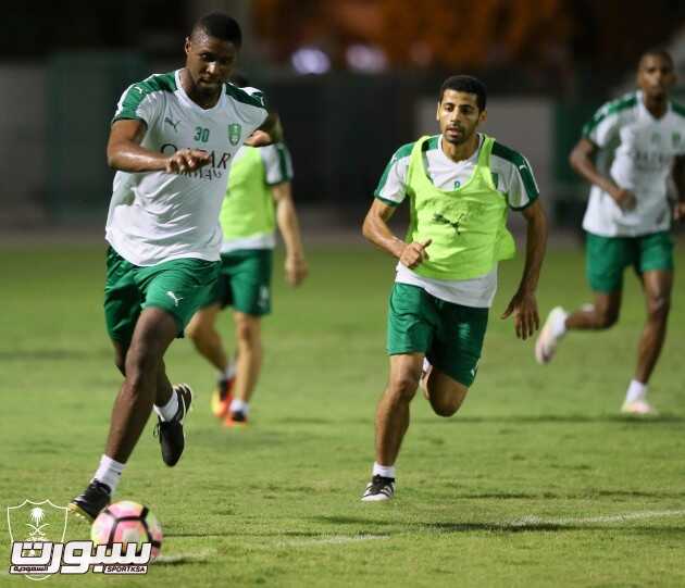 الأهلي يختتم تحضيراته لمواجهة الفيصلي