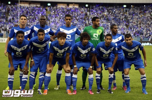 نقره لتكبير أو تصغير الصورة ونقرتين لعرض الصورة في صفحة مستقلة بحجمها الطبيعي