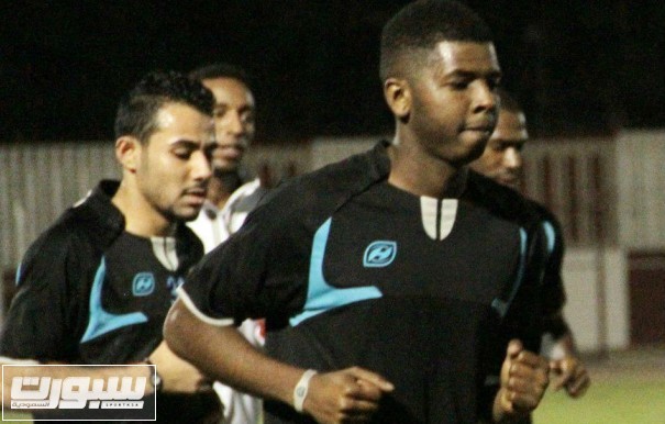 صفوان هوساوي لاعب الوحدة