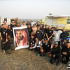 فريق السلام السعودي مع صورة ولي العهد في فرضية خليجية