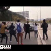 فيديو | ميسي كاد يصدم جماهير برشلونة بسيارته
