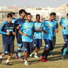 الجيل يستأنف تمارينه للوطني و ” عليوي” يطالب اللاعبين بنسيان النجوم