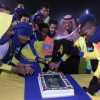 بالصور : العجلاني يكافىء لاعبي النصر واحتفالية بتجديد عوض خميس