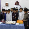 طلاب مدرسة وادي طوى يحتفلون بشفاء زميلهم زكي