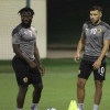 لاعب الأهلي السابق يشارك في تدريبات فريقه الجديد