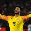 الأهلي المصري يرفض رحيل حارسه للنصر..والبحث عن البديل