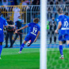 الهلال يتفوق على ضمك بثنائية