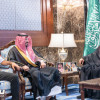 سمو محافظ الأحساء يستقبل الرحالة فهد اليحيا