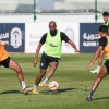 الاتفاق يجري تدريباته ويفتح ملف الشباب