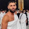بعد رحيله عن الهلال.. كريم بنزيما يؤدي مناسك العمرة ويحسم مستقبله بقرار مرتقب