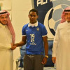 بالصور..الهلال يتعاقد مع لاعب النجمة الشاب عمر العودة