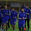 بالصور : النصر يستأنف تدريباته بإجتماع كانافارو مع اللاعبين