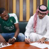 الأهلي يجدد عقد عقيل بلغيث لثلاث مواسم