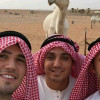 ليو الهلال يزور الإبل بالزي السعودي