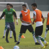 بالصور : الأخضر الشاب يختتم تحضيراته لإيران ويلعب بالأبيض