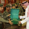 الجوازات تكرم نادي الرياض في حفلها الختامي