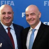 رئيس الاتحاد العربي يجتمع برئيس الاتحاد الدولي لكرة القدم