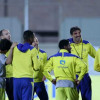 بالصور : النصر يواصل إعداده وزوران يجتمع باللاعبين