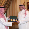 الامير عبدالله بن مساعد يتسلم ميدالية الاتحاد الرياضي للتضامن الاسلامي