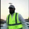 فيديو.. سعد الحارثي يوزع وجبات الإفطار في الرياض