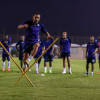الفتح يستعد على ملعب الهلال استعداداً للشباب
