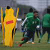 المنتخب الأولمبي يواصل تدريباته بمدينة شانغهاي وحمزة إدريس والسيار يقفان على تجهيزات اللجنة المنظمة