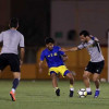 بالصور : مدرب النصر يكتفي بمناورة كروية امام الأولمبي انتهت بهدفي الجميعة والراهب