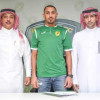 الخليج يدعم خط وسطه باللاعب عبد العزيز الناشي