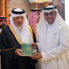 الأمير خالد الفيصل يستلم ديوان ( أول الغيث )