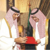الرئيس العام يتسلم دعوة لحضور كأس الخليج